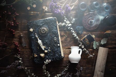 Case Studies: American Experiences with Crystal Divination