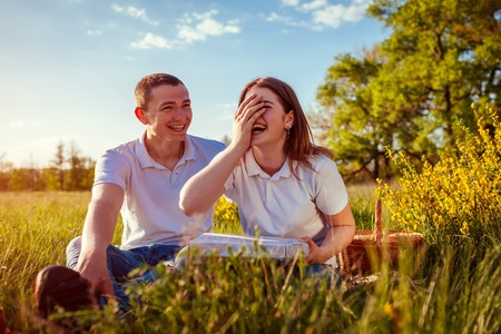 How to Map Relationships Using Bazi: Compatibility, Marriage, and Friendships