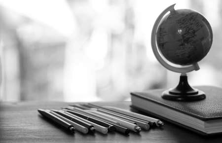 Feng Shui and Open Office Layouts: Adapting Ancient Wisdom to American Trends